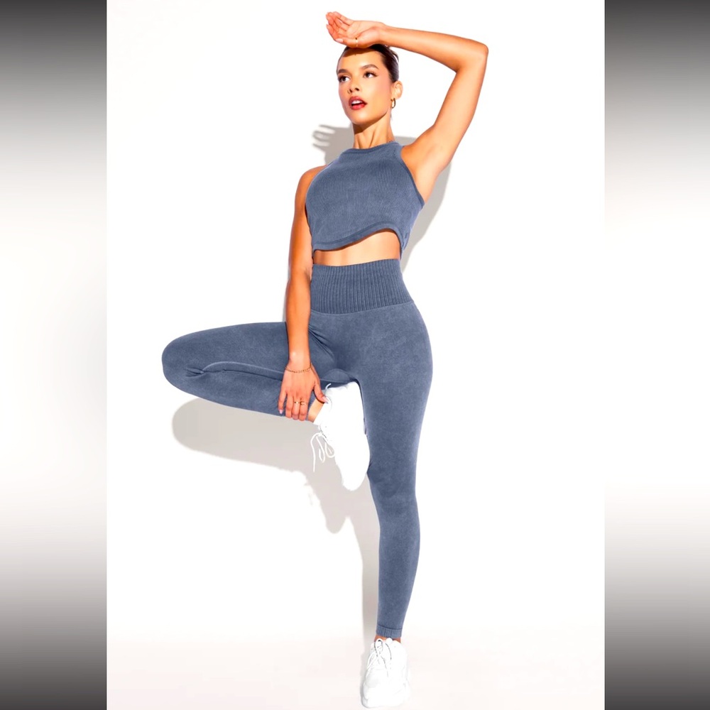 Popflex matching top and leggings set